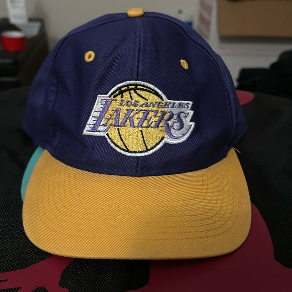 vintage los angeles lakers